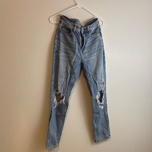 American Eagle Outfitters Light Blue Distressed Mom Jeans